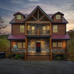 Majestic Pines Lodge
